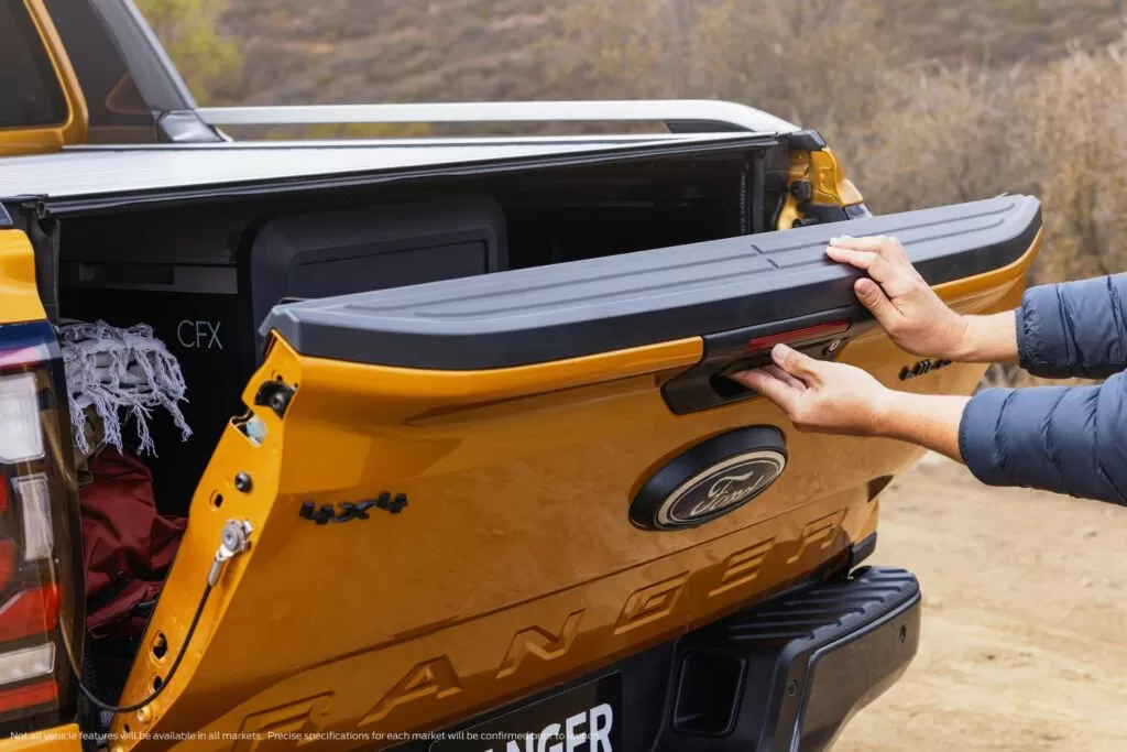 VIDEO: Ford Ranger Raptor revealed with beastly 3.0-litre V6 engine ...